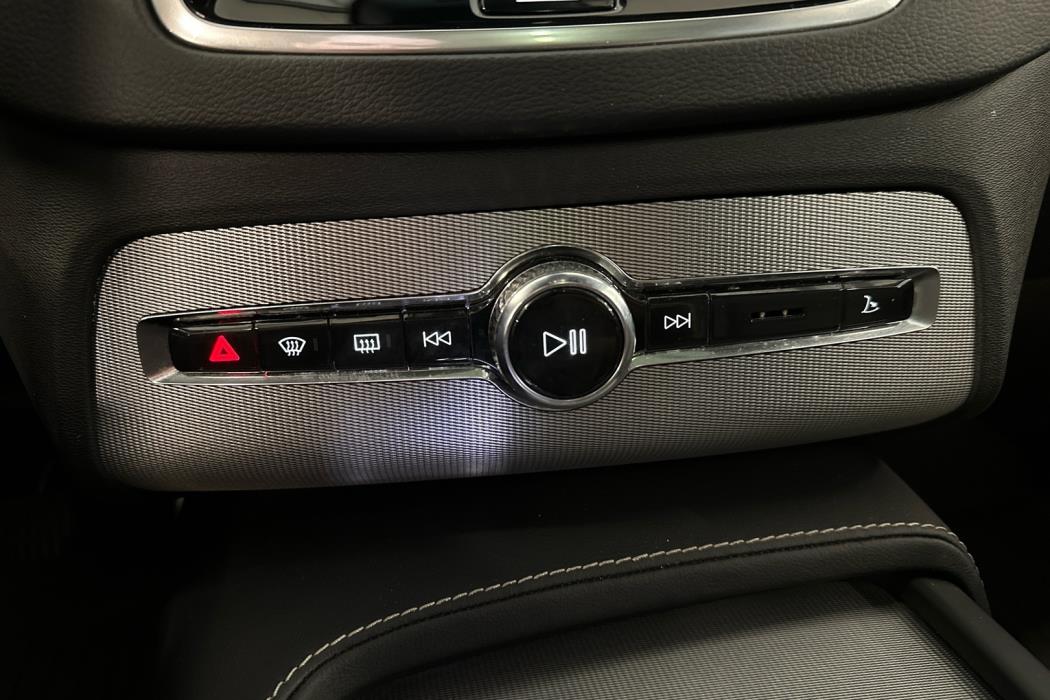 VOLVO XC90 2024
