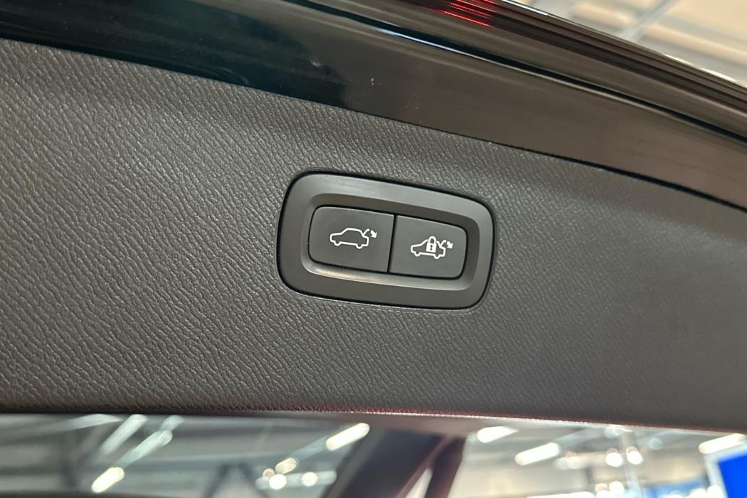 VOLVO XC90 2024