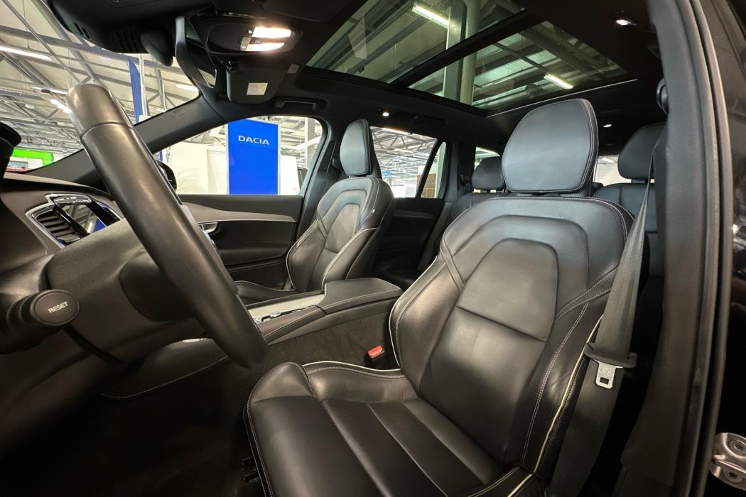 VOLVO XC90 2024