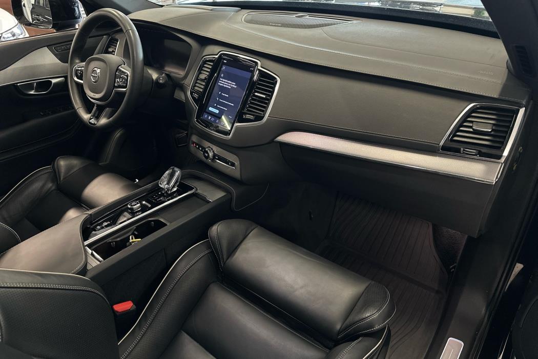 VOLVO XC90 2024