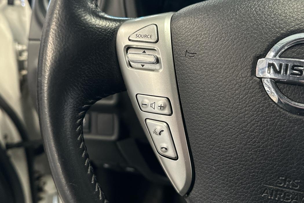 NISSAN Note 2016