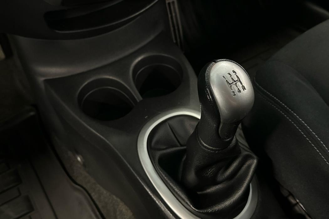 NISSAN Note 2016