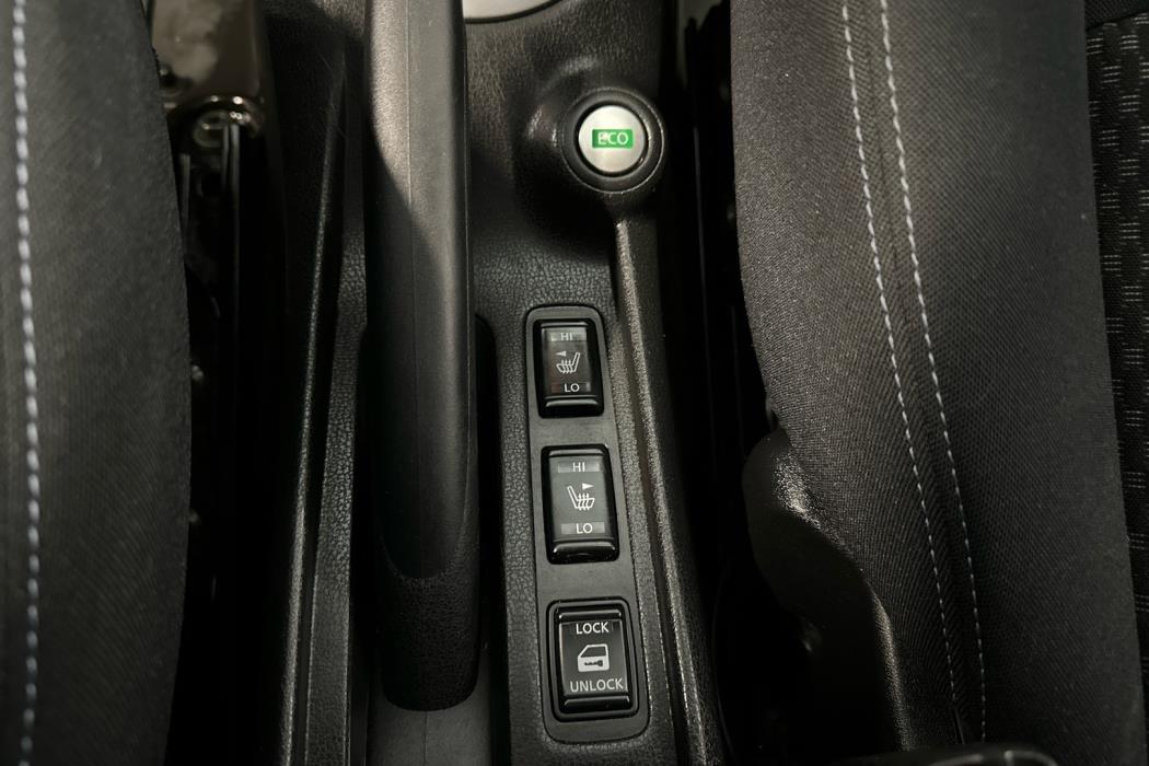 NISSAN Note 2016