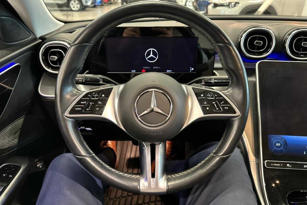 MERCEDES-BENZ C 2022