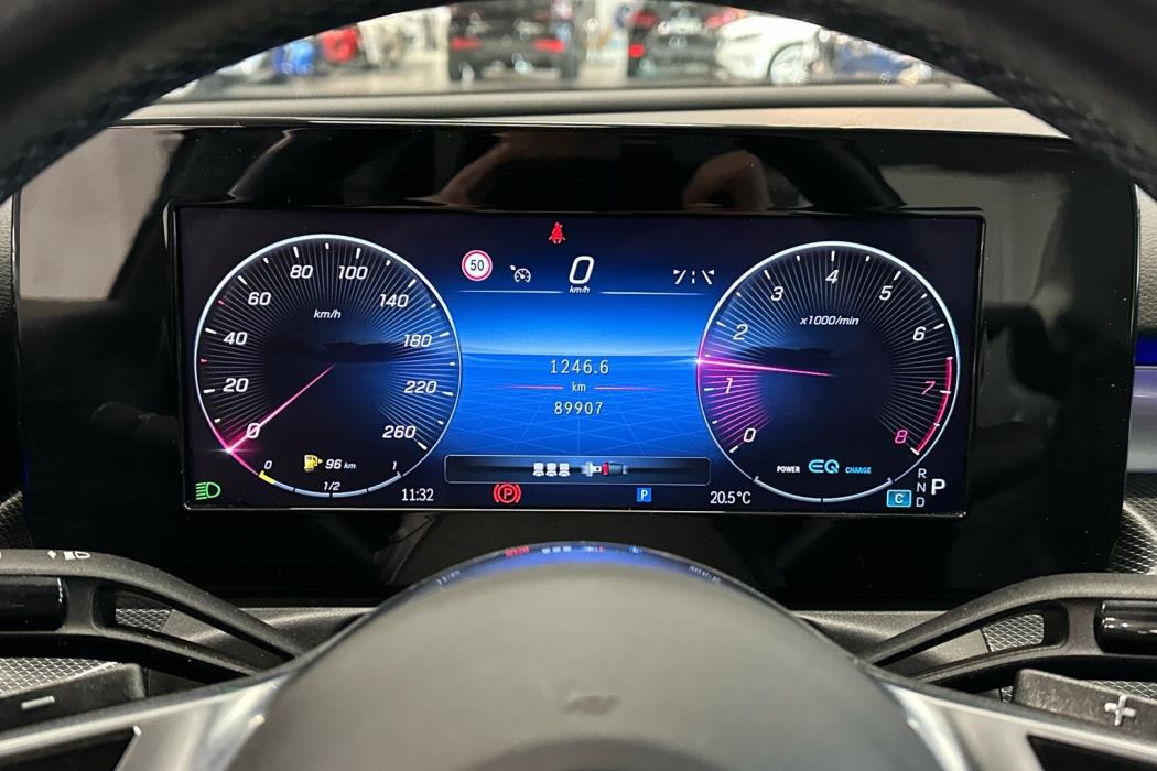 MERCEDES-BENZ C 2022