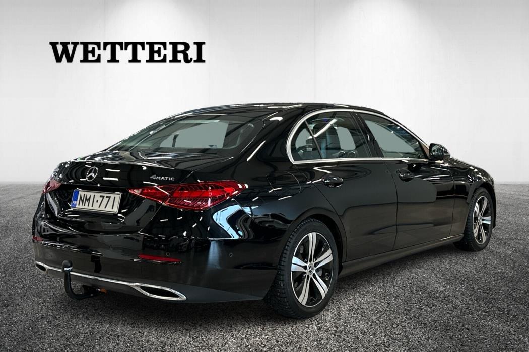 MERCEDES-BENZ C 2022