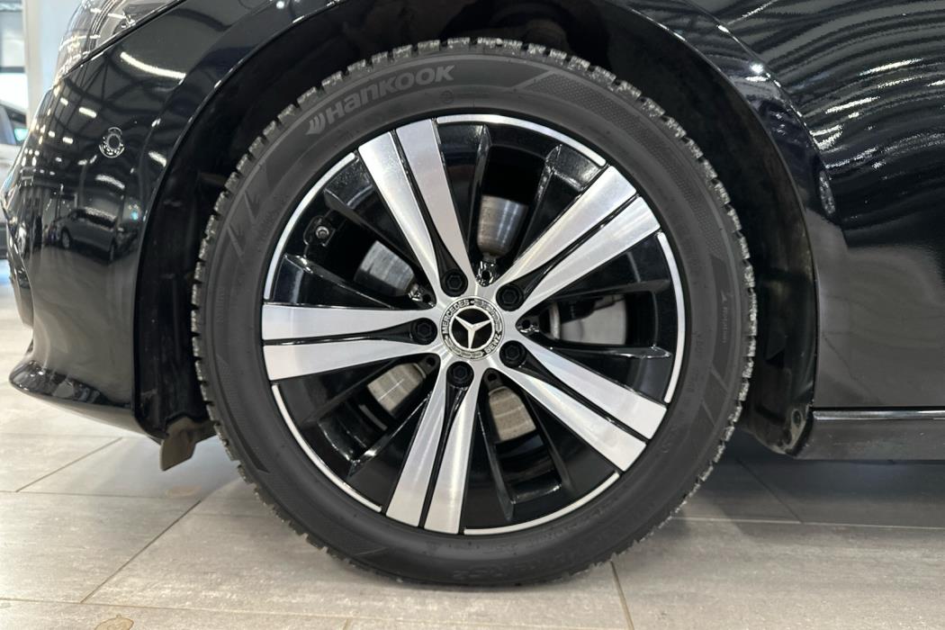 MERCEDES-BENZ C 2022