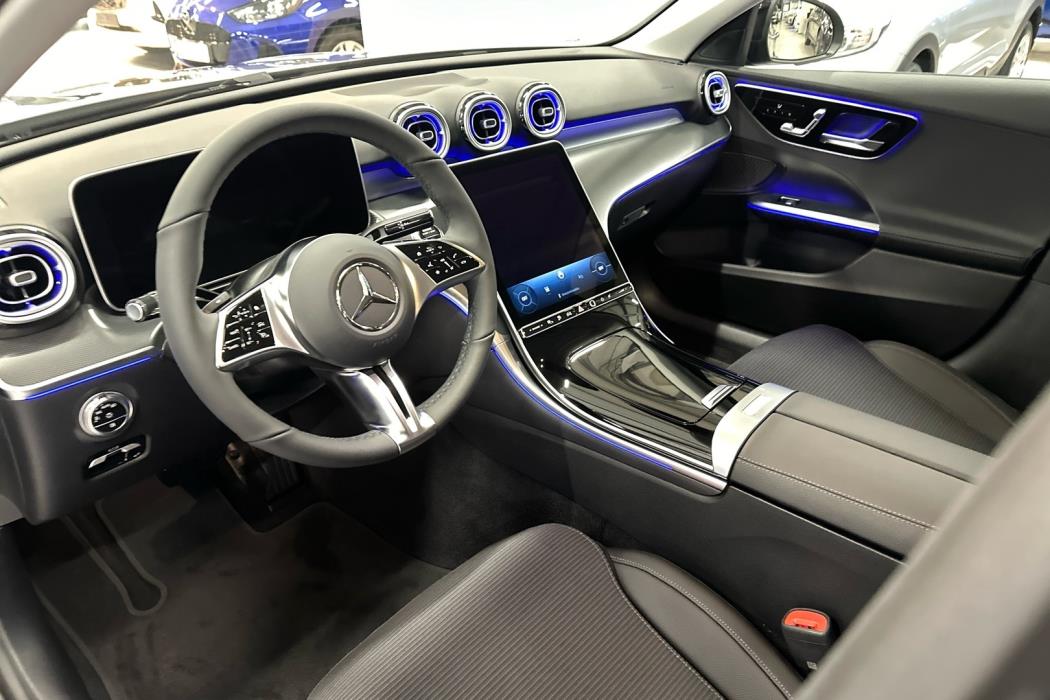 MERCEDES-BENZ C 2025