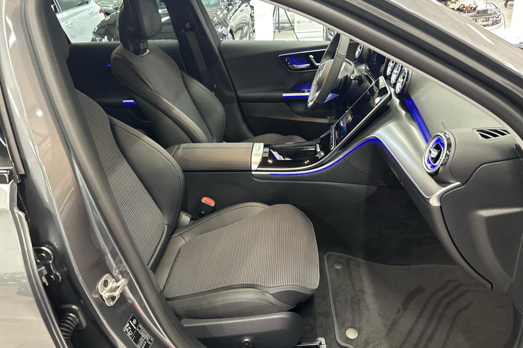 MERCEDES-BENZ C 2025