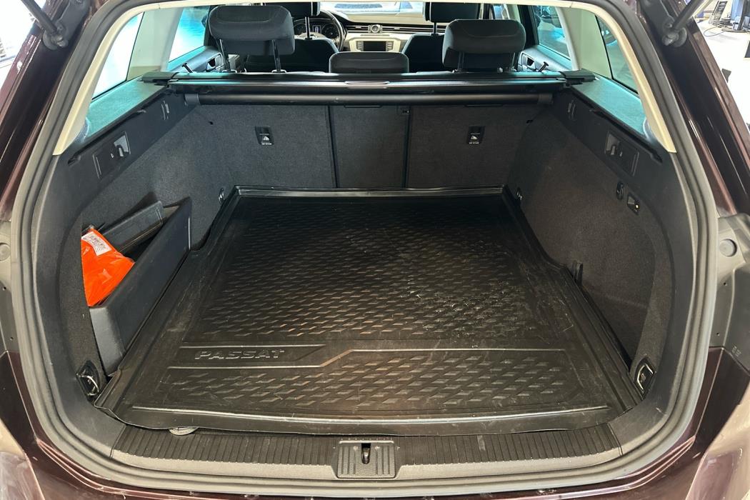VOLKSWAGEN Passat 2016