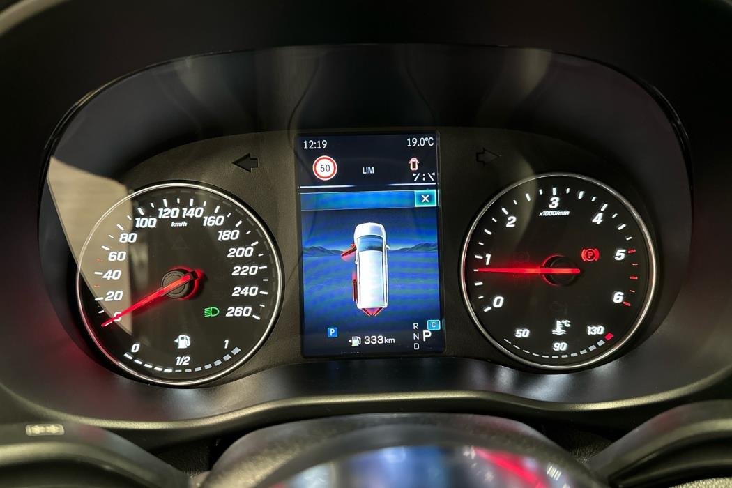 MERCEDES-BENZ Vito 2026