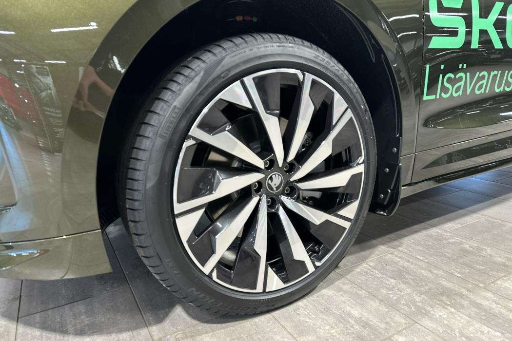 SKODA Enyaq 2026