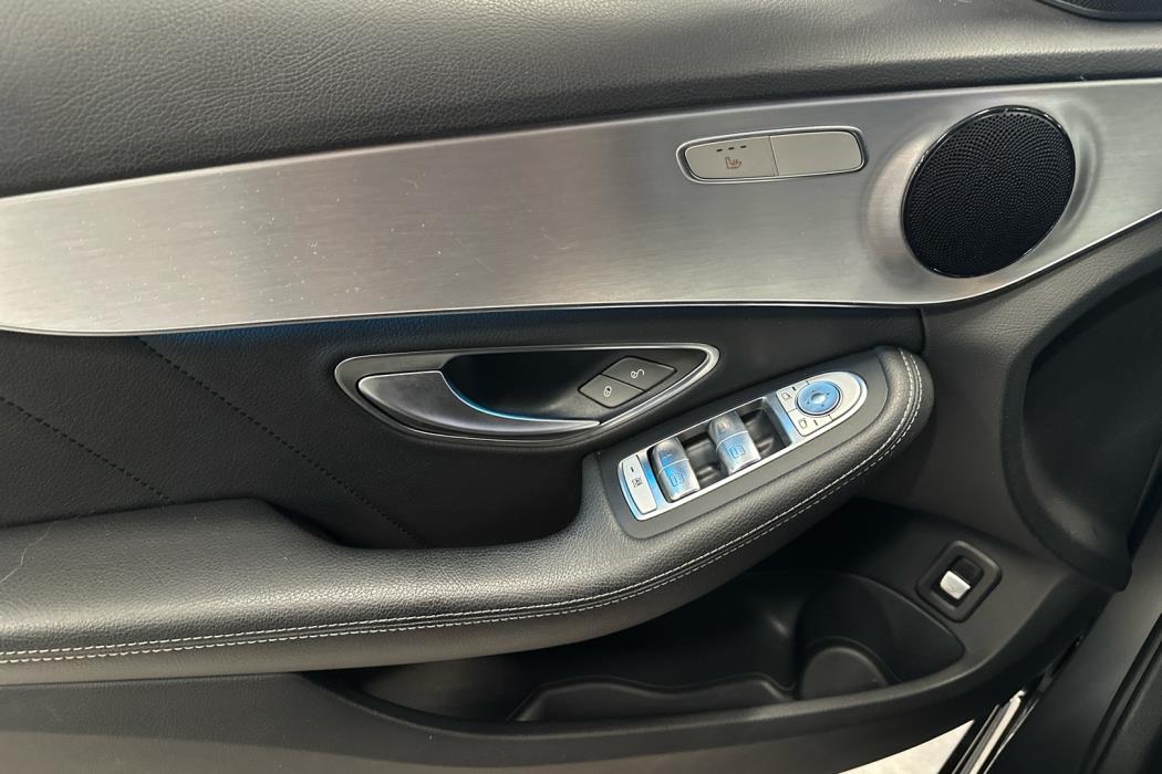MERCEDES-BENZ C 2017