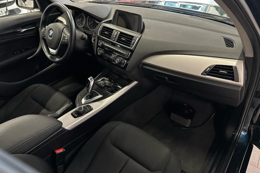BMW 118 2015