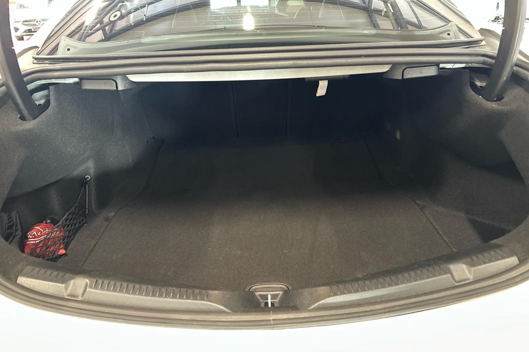 MERCEDES-BENZ E 2019