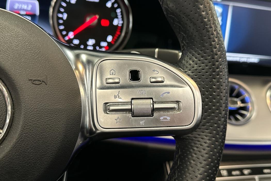 MERCEDES-BENZ E 2019