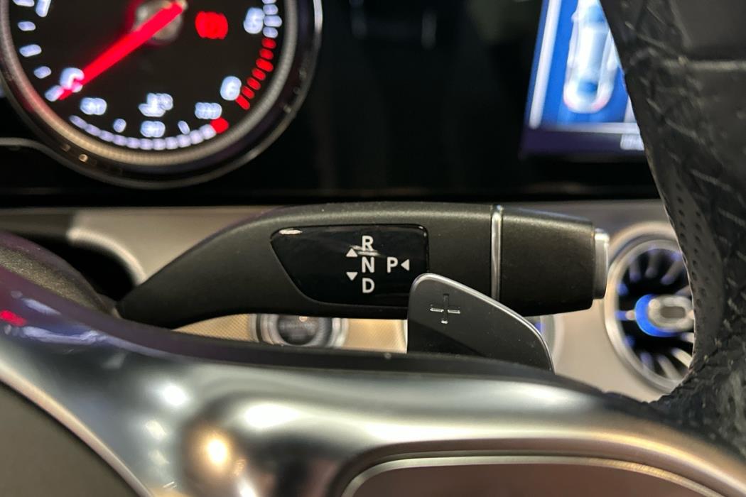 MERCEDES-BENZ E 2019