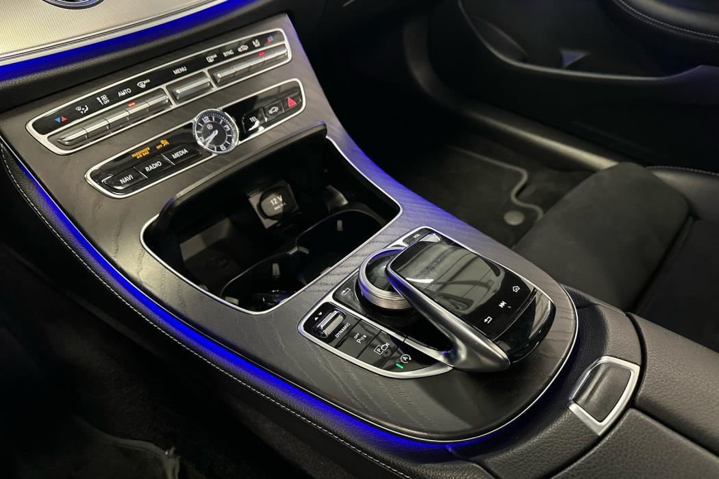 MERCEDES-BENZ E 2019