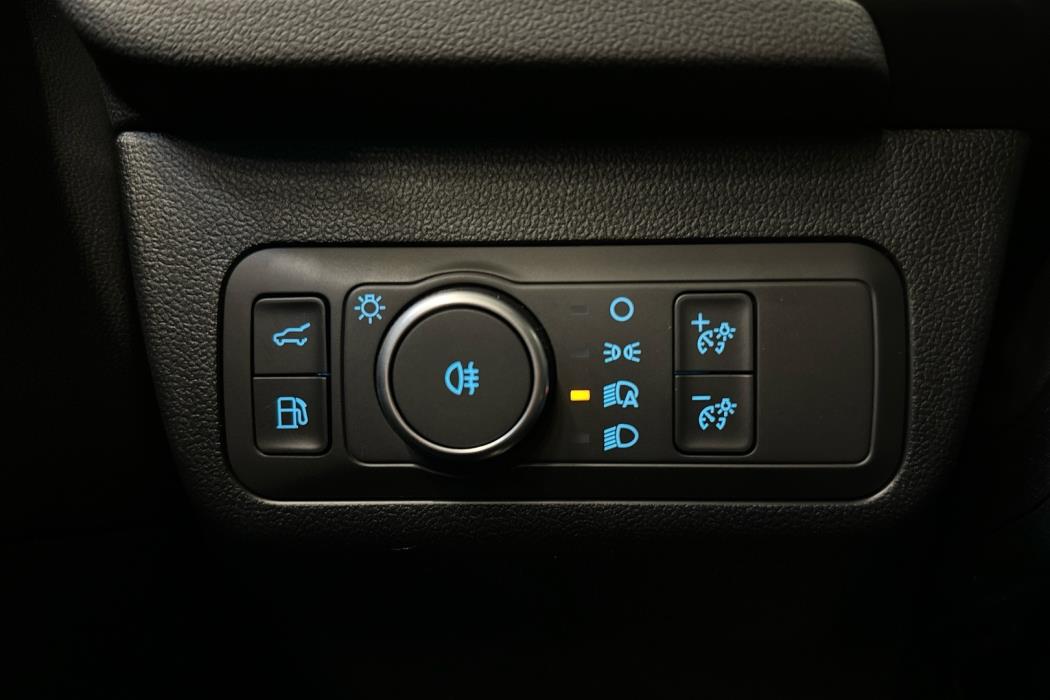 FORD Kuga 2026