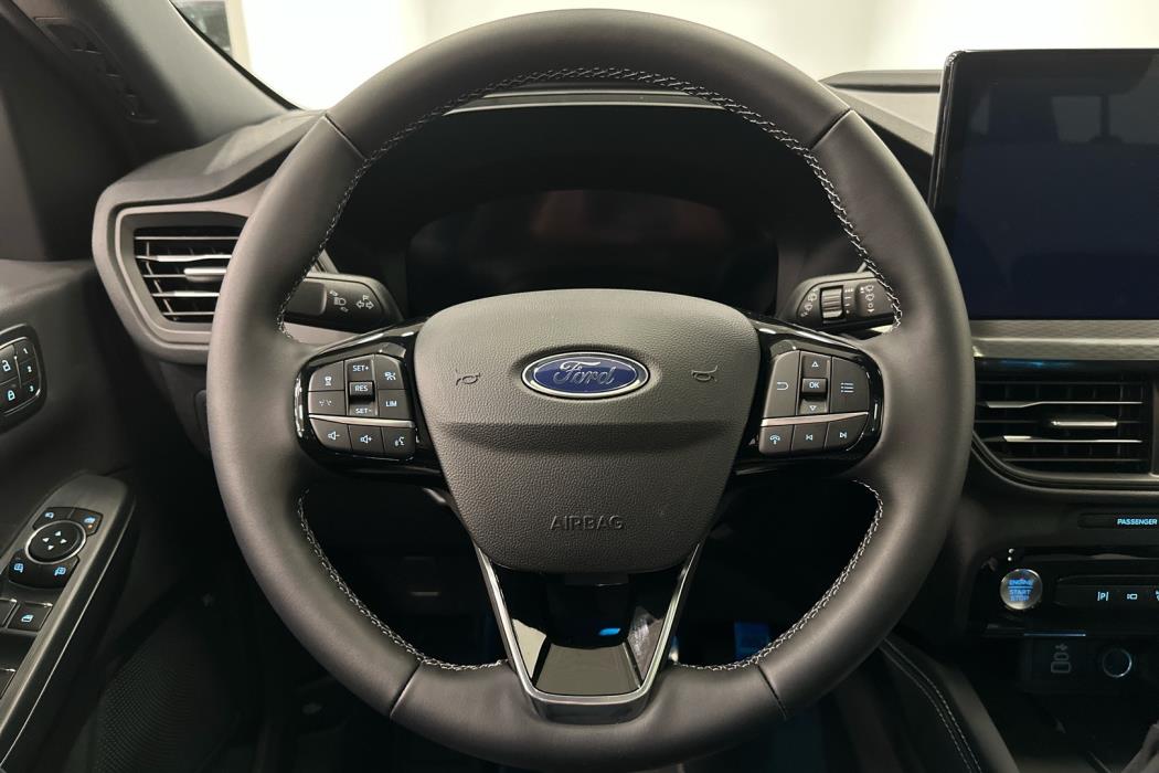 FORD Kuga 2026