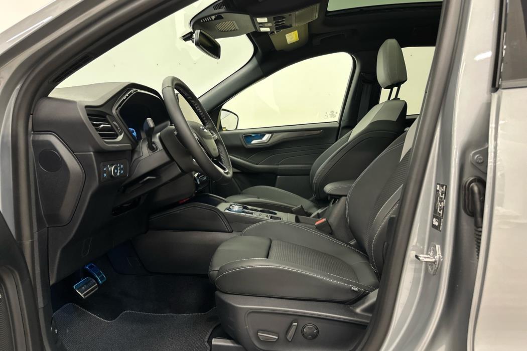 FORD Kuga 2026