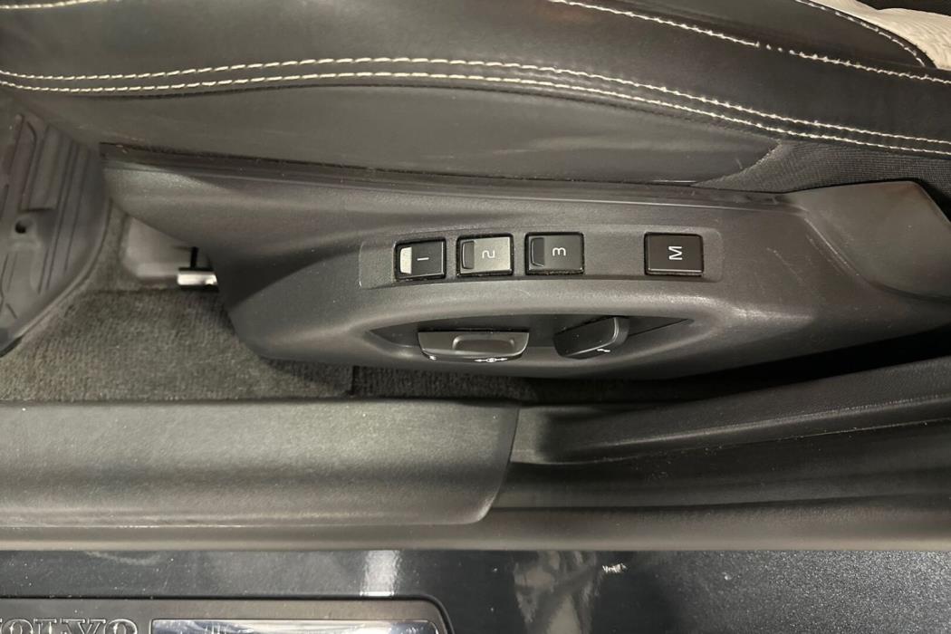 VOLVO S60 2012