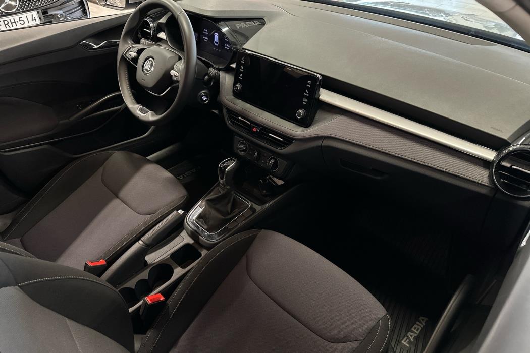SKODA Fabia 2024