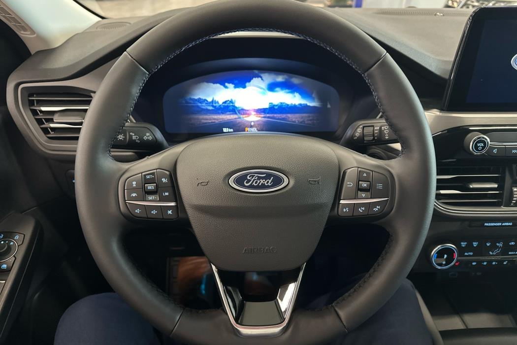 FORD Kuga 2024