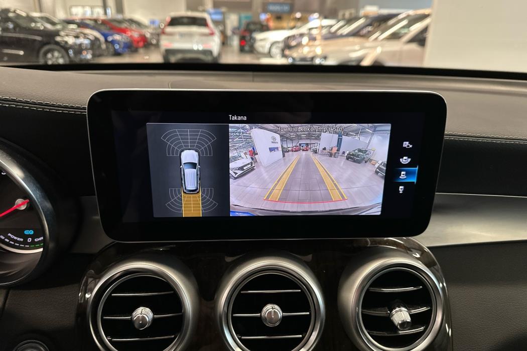 MERCEDES-BENZ GLC 2022