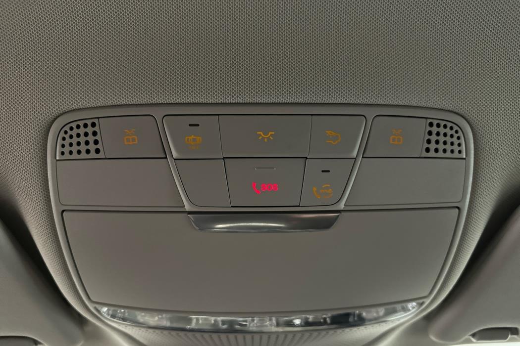 MERCEDES-BENZ GLC 2022