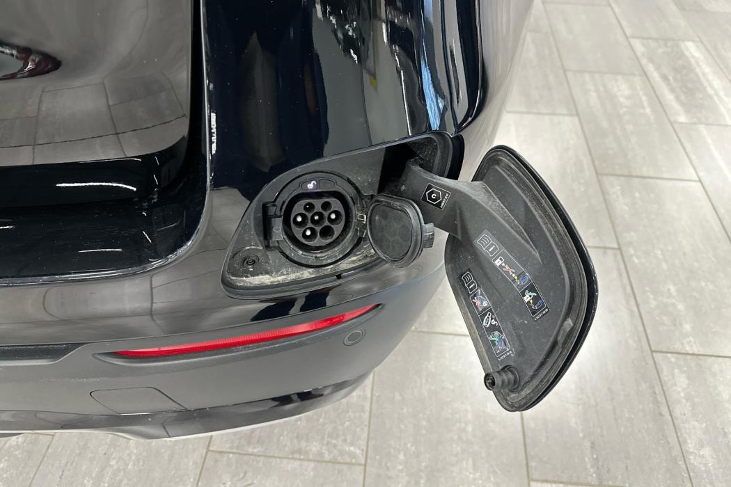 MERCEDES-BENZ GLC 2022