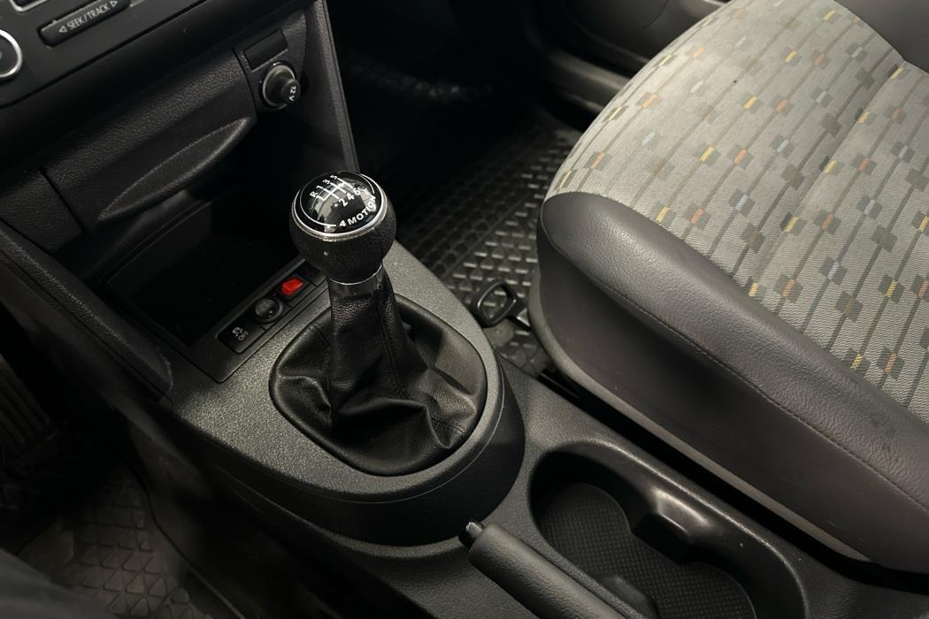 VOLKSWAGEN Caddy 2012