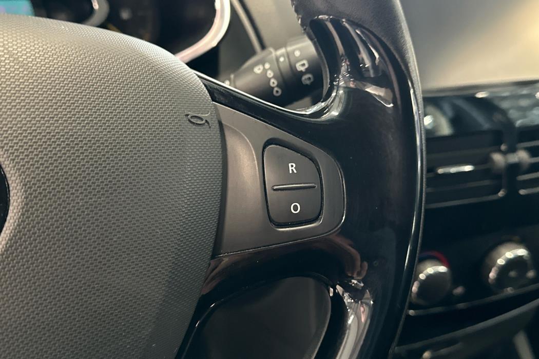 RENAULT Clio 2014