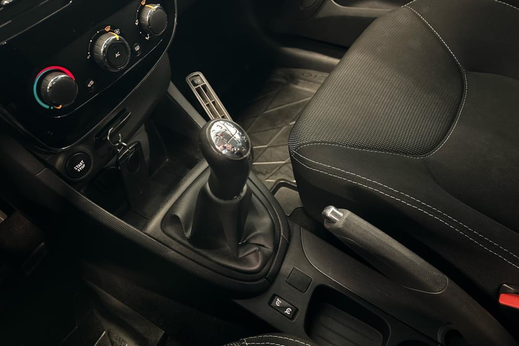 RENAULT Clio 2014