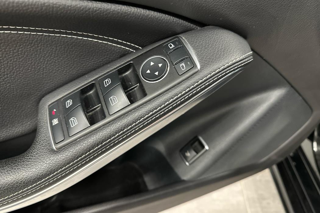 MERCEDES-BENZ CLA 2016