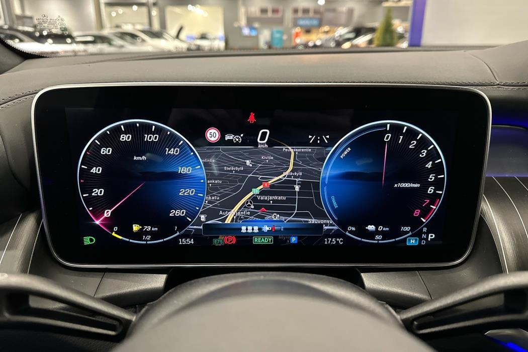 MERCEDES-BENZ GLC 2024