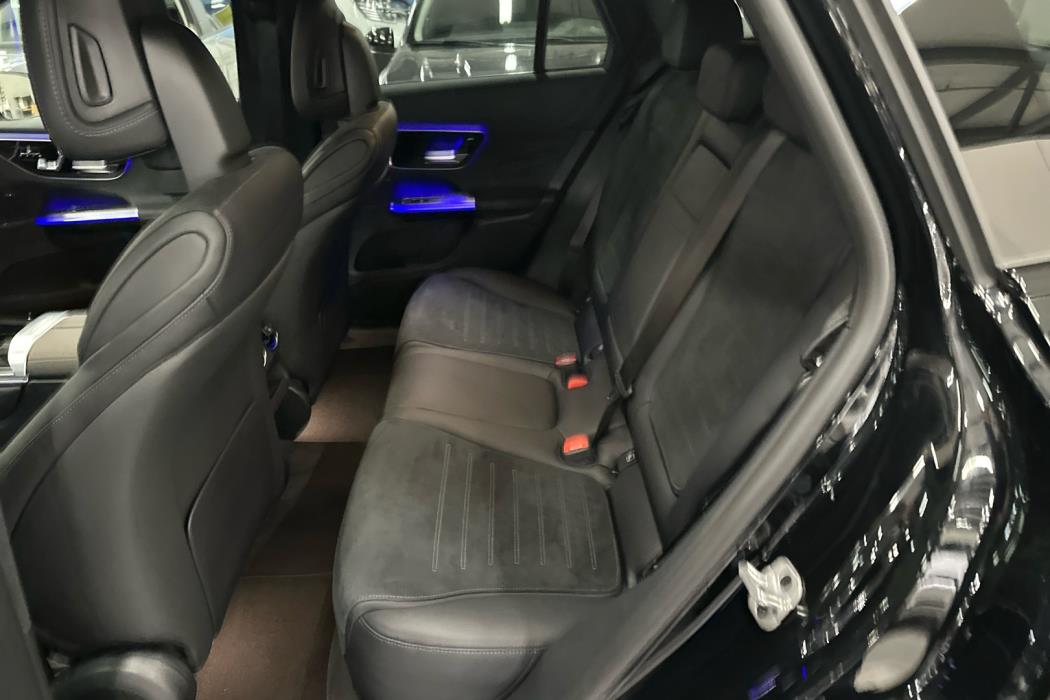 MERCEDES-BENZ GLC 2024