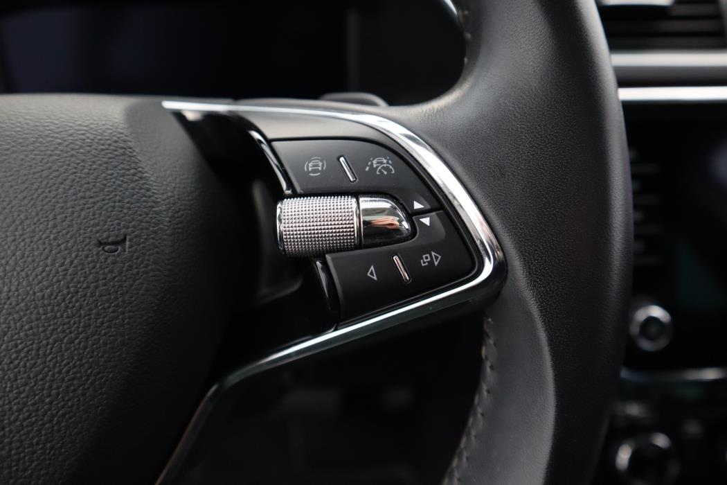 SKODA Superb 2021