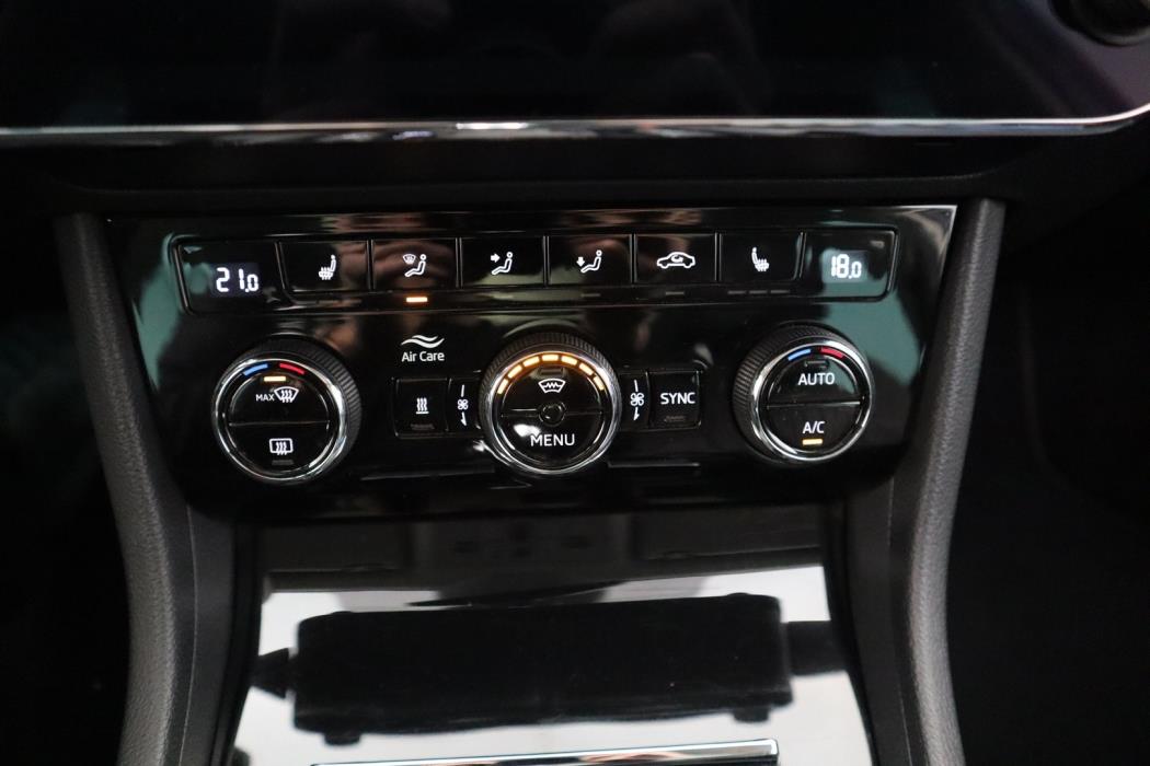 SKODA Superb 2021