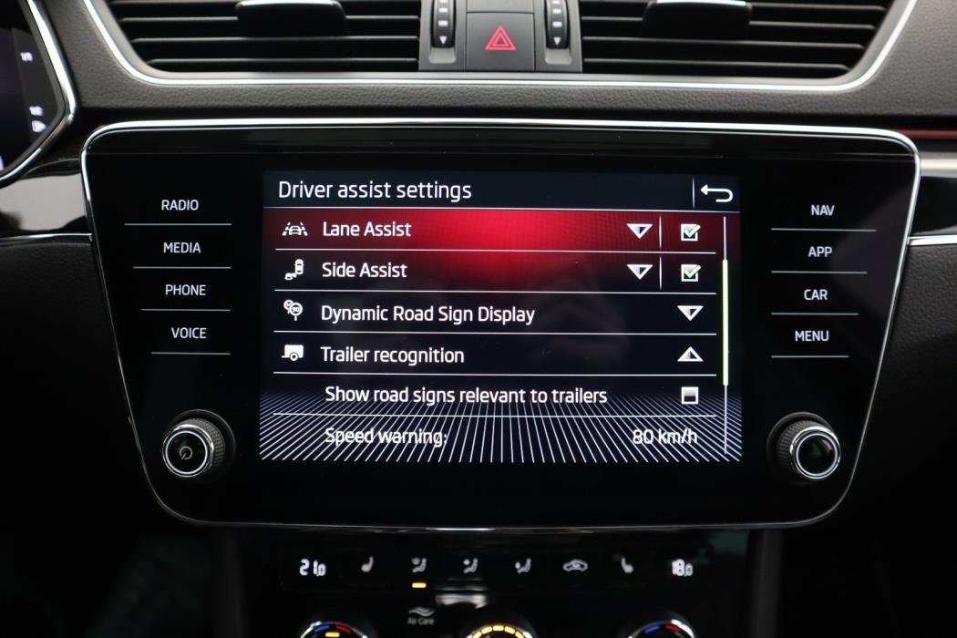 SKODA Superb 2021
