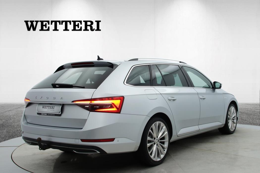 SKODA Superb 2021