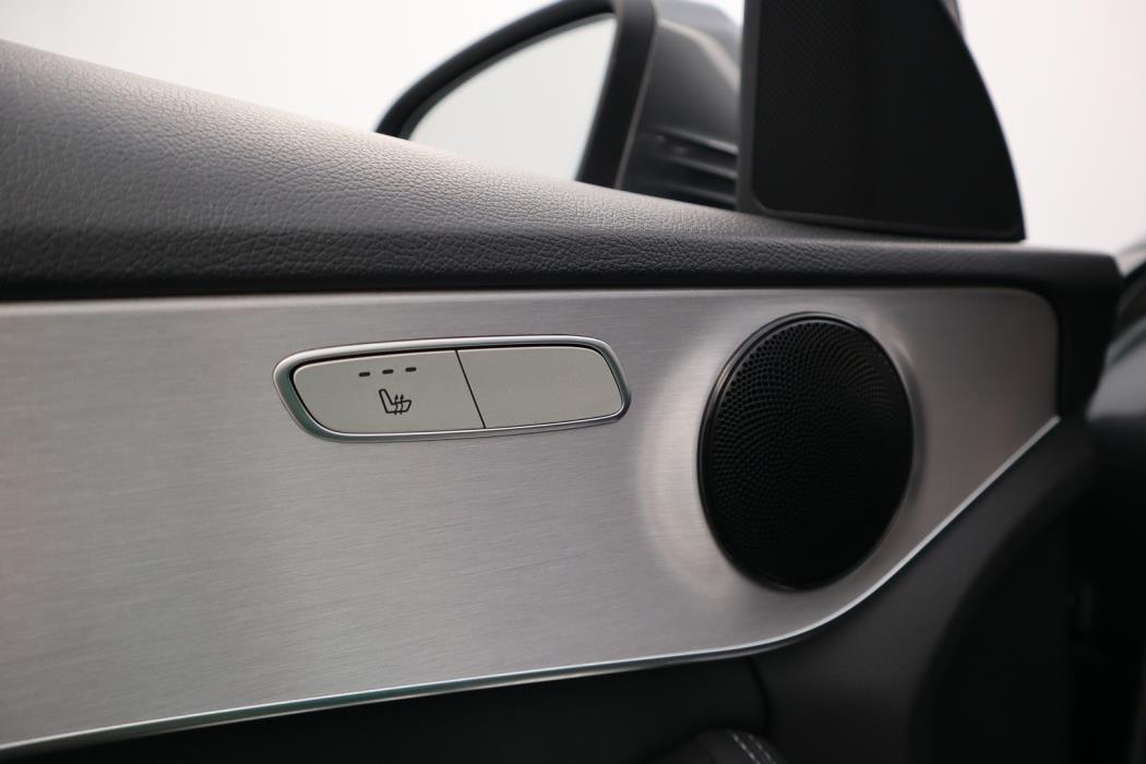 MERCEDES-BENZ C 2020