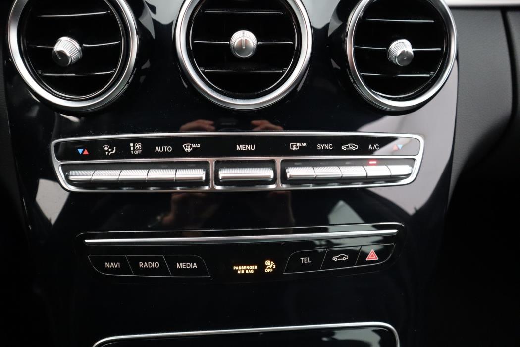 MERCEDES-BENZ C 2020