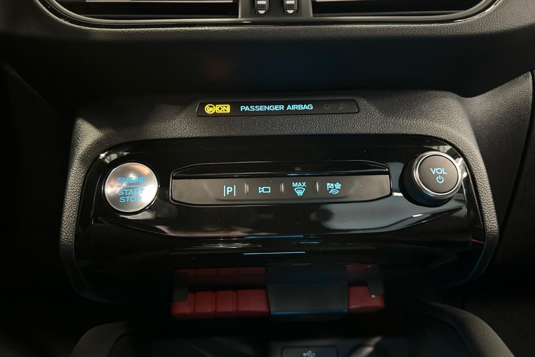 FORD Kuga 2026