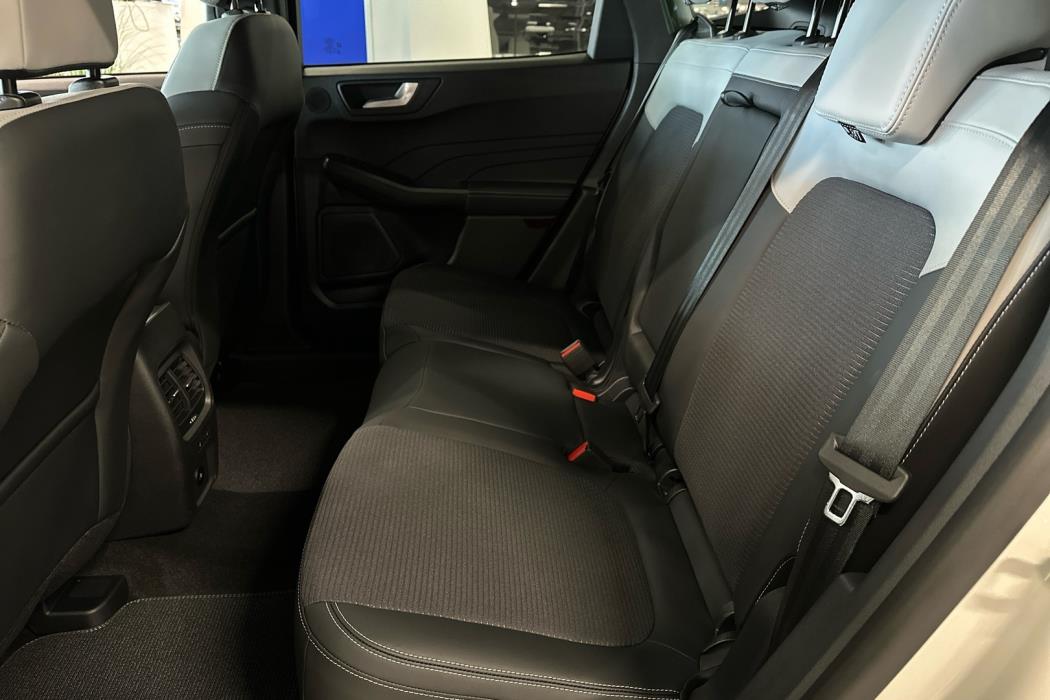 FORD Kuga 2026
