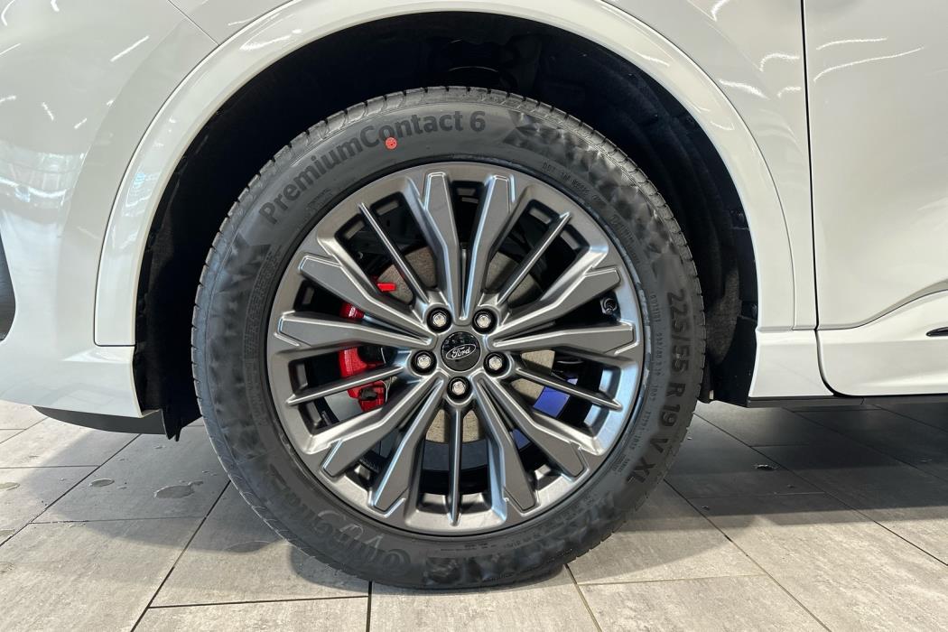 FORD Kuga 2026