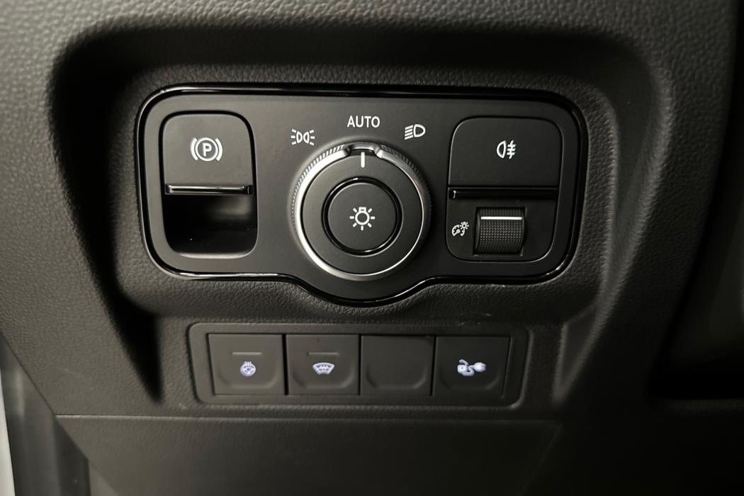 MERCEDES-BENZ Citan 2025