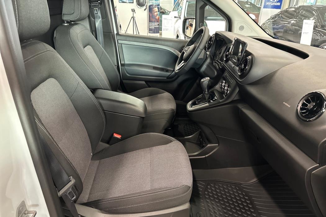 MERCEDES-BENZ Citan 2025