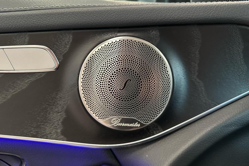 MERCEDES-BENZ GLC 2021