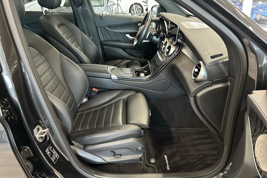 MERCEDES-BENZ GLC 2021